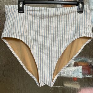 OLD NAVY high waisted seer sucker swim bottoms